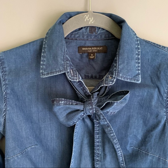 Banana Republic Long Sleeve Denim Riley Bow Top - Picture 2 of 7